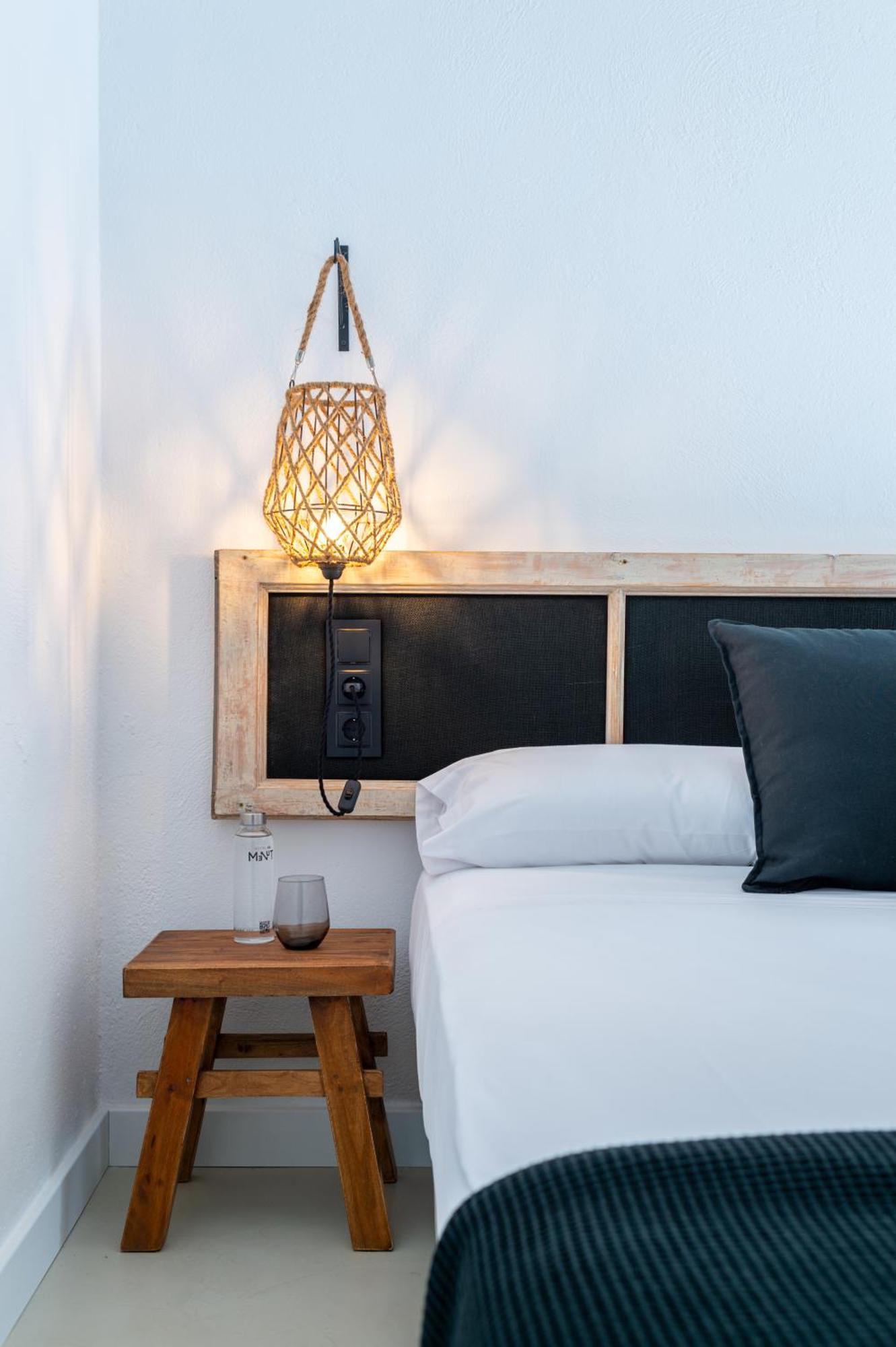 Hostal Boutique Es Menut Тосса-де-Мар Экстерьер фото